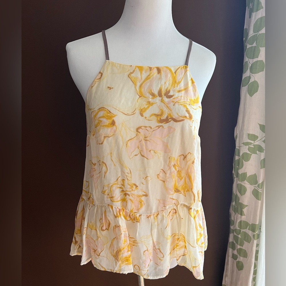 HD in Paris, Size S, Color: Blush Pink Pattern with yellows and tan.